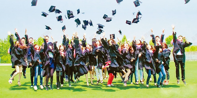 学生毕业季青春不打烊psd设计背景_88icon https://88icon.com 大学毕业 学校 学生 学生们 校园 毕业 青春 青春不散场