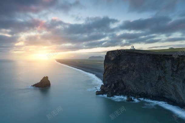 岩石悬崖海水天空jpg设计背景_88icon https://88icon.com 天空 岩石 悬崖 海水