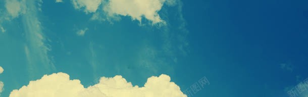 唯美蓝色天空海报背景jpg设计背景_88icon https://88icon.com 京东背景 促销海报 天猫背景 小清新背景 淘宝背景 照片背景 电商背景 线团背景 花卉背景 花朵背景