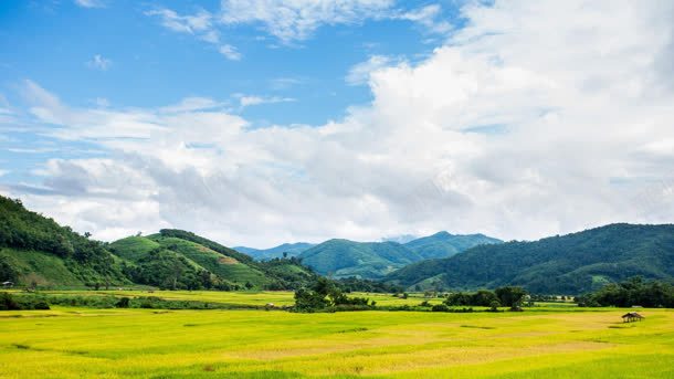 蓝天白云绿草山峰jpg设计背景_88icon https://88icon.com 山峰 白云 蓝天