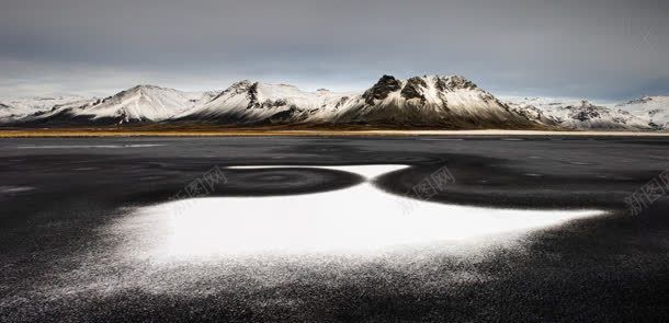 蓝天雪山湖面海报jpg设计背景_88icon https://88icon.com 海报 湖面 蓝天 雪山