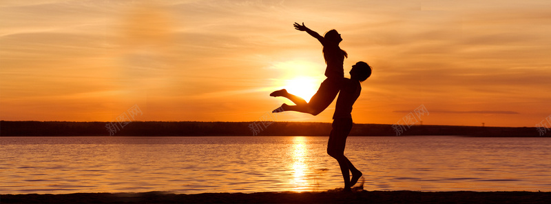 爱情情侣夕阳下美景图背景bannerjpg设计背景_88icon https://88icon.com banner 其他 夕阳下 情侣 海报banner 爱情 美景 背景