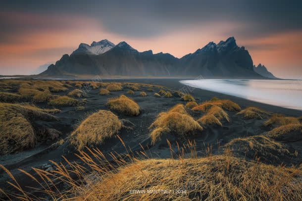 乌云草地山峰河流jpg设计背景_88icon https://88icon.com 乌云 山峰 河流 草地