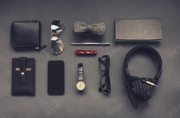男人出门装备jpg设计背景_88icon https://88icon.com 出门 男人 素材 装备