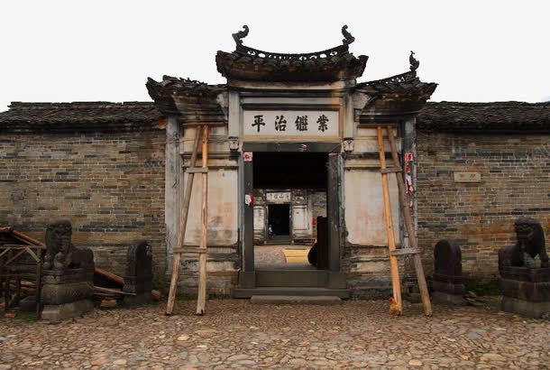 老宅门口png免抠素材_88icon https://88icon.com 历史遗留 古村落 古老 残缺 破败
