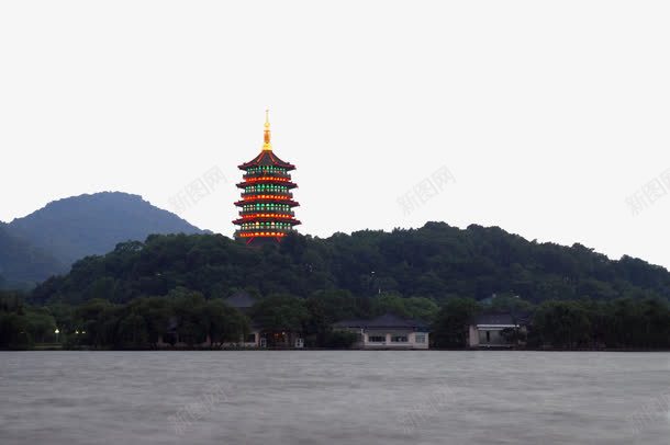 雷峰塔远景png免抠素材_88icon https://88icon.com png免费图片 古塔 夜景 远景 雷峰塔