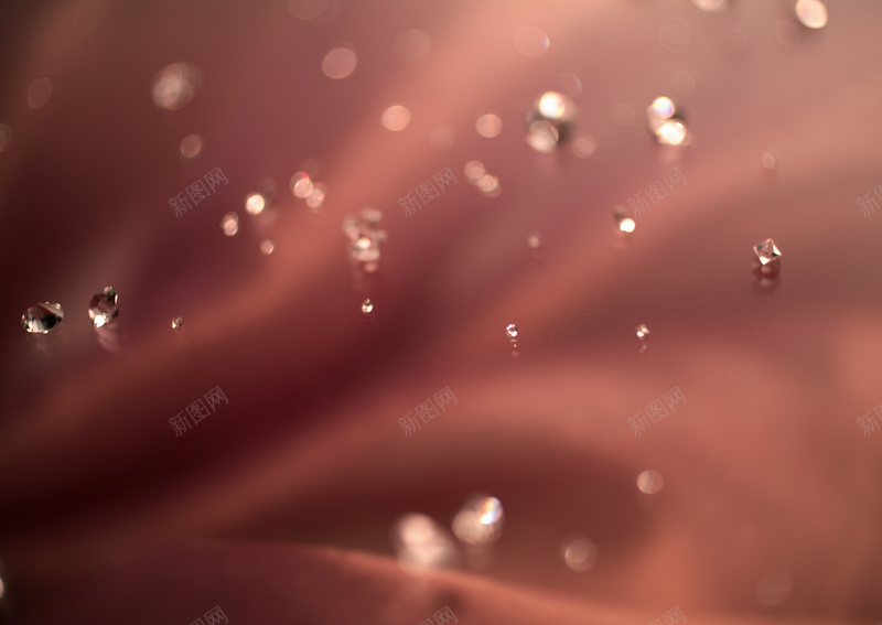 梦幻钻石水珠咖啡色雾气平面广告jpg设计背景_88icon https://88icon.com 梦幻背景 咖啡色 水珠 钻石 雾气 平面广告 酷炫 光线 简约背景 珠宝宣传