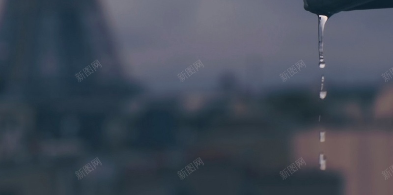 创意的打伞的人H5素材背景jpg设计背景_88icon https://88icon.com 创意 大气 模糊 水滴 伞 H5素材 帽子 西装 埃菲尔铁塔