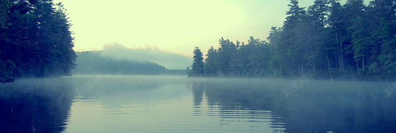 山水背景jpg设计背景_88icon https://88icon.com 海报banner 摄影 风景 朦胧树雾