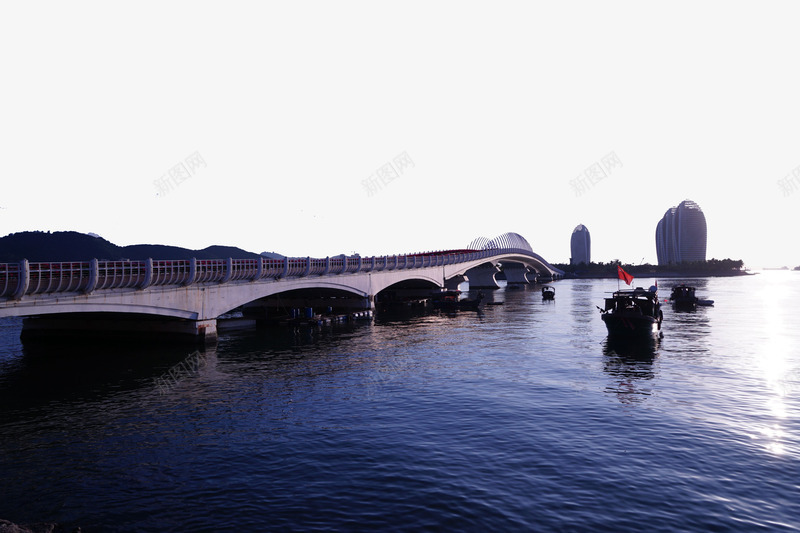 跨海大桥png免抠素材_88icon https://88icon.com 一望无际 大海 旅游 桥 沙滩 海南景色 海南风光 海景 海边