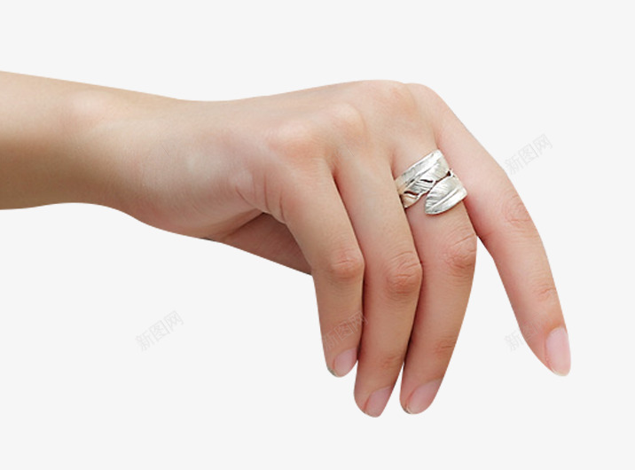 手上的银戒指png免抠素材_88icon https://88icon.com 佩戴银戒指 手上的戒指 苗族银饰 银戒指佩戴效果