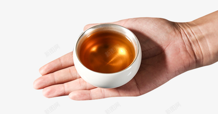 手心里的饮茶杯png免抠素材_88icon https://88icon.com 宽口茶具 宽口茶杯 小银杯实拍 手捧茶杯 银杯 银杯特写