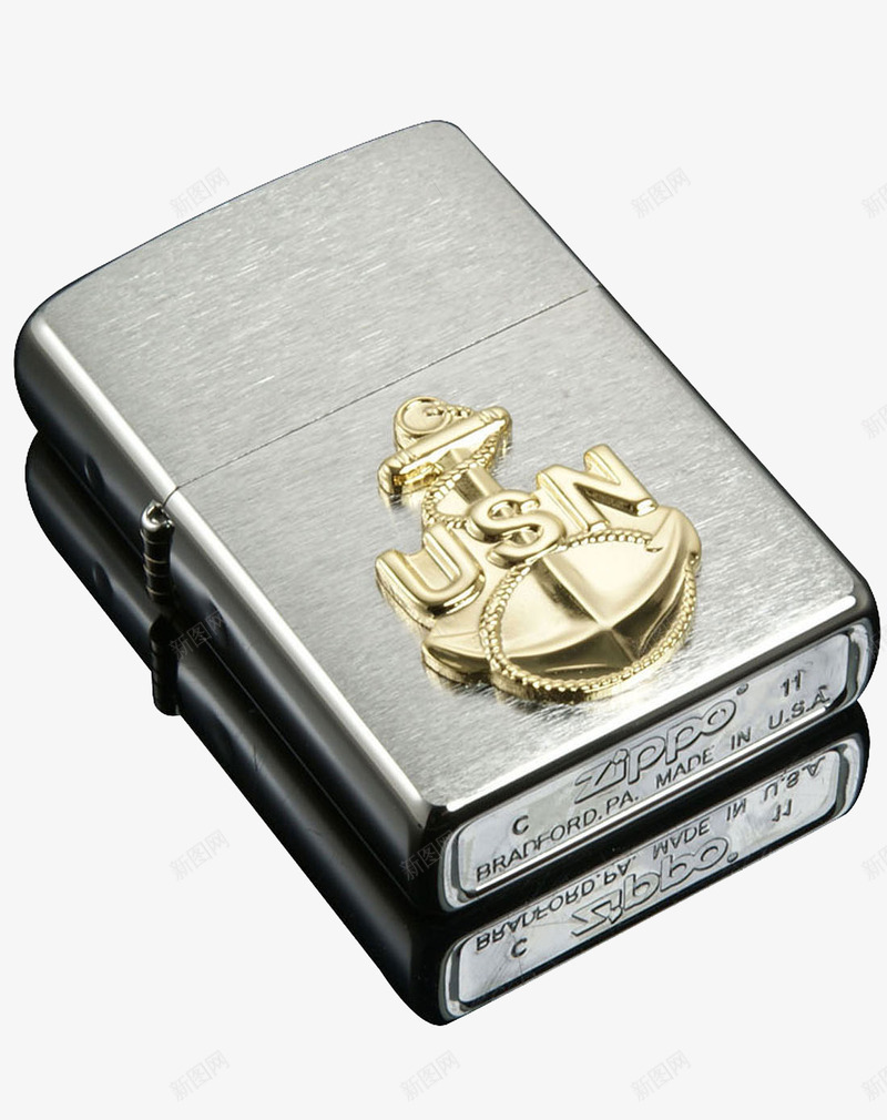 Zippo欧洲风花纹十字架png免抠素材_88icon https://88icon.com ZIPPO Zippo 产品实物 仿古银 复古 打火机 欧洲风 芝宝 花纹 英文 蚀刻十字架 金属