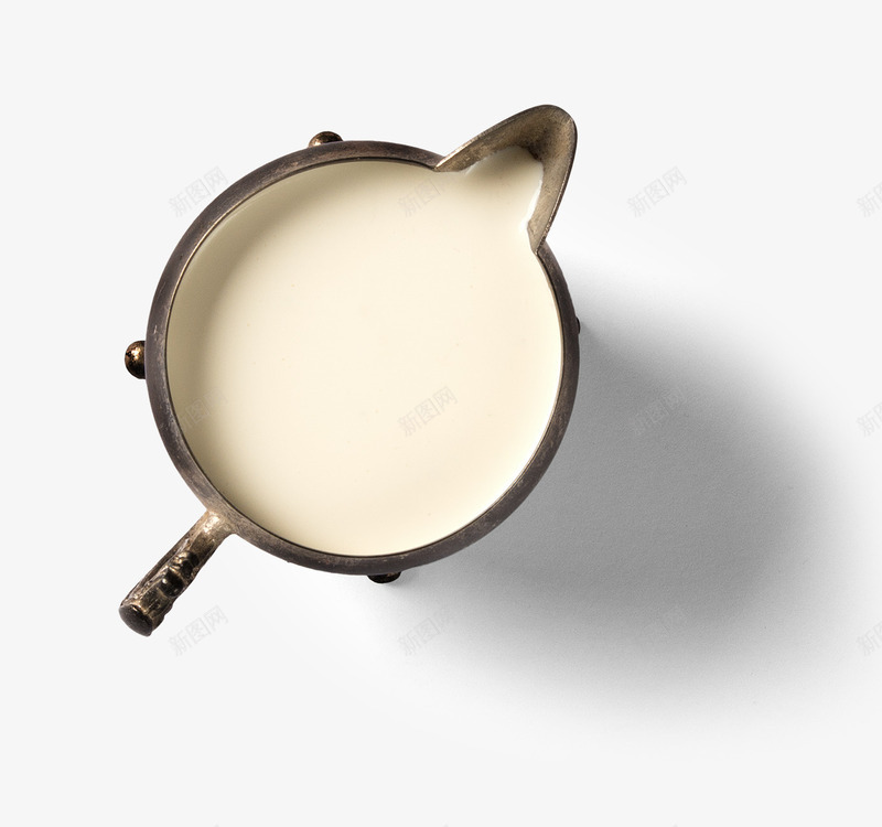 装着牛奶的实物容器psd免抠素材_88icon https://88icon.com 产品实物 实用 容器 影子 液体 牛奶 简单 金属
