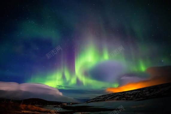 唯美梦幻极光夜景背景