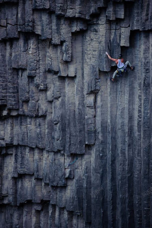 攀岩峭壁的男人运动jpg设计背景_88icon https://88icon.com 峭壁 攀岩 攀岩的孩子 男人 运动