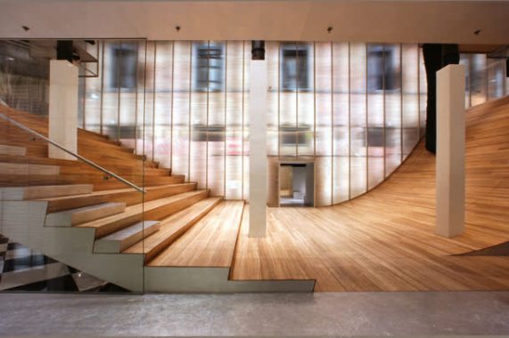 空间式室内楼梯木地板个性背景