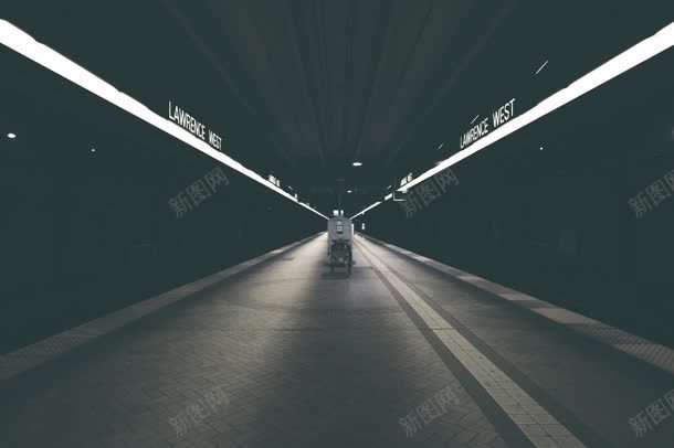 灰色孤独的隧道公路jpg设计背景_88icon https://88icon.com 公路 孤独 灰色 隧道