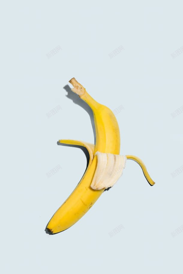扒皮的黄色香蕉海报背景jpg设计背景_88icon https://88icon.com 海报 背景 香蕉 黄色