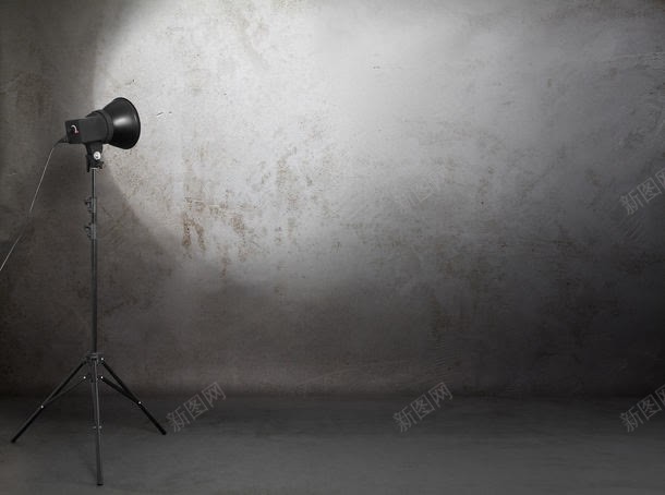 空房间里的照明灯背景jpg设计背景_88icon https://88icon.com 划痕 图片素材 墙壁 底纹背景 水泥地面 照明灯 破旧 空房间 空房间里的照明灯背景图片 空房间里的照明灯背景图片素材下载 背景 背景花边
