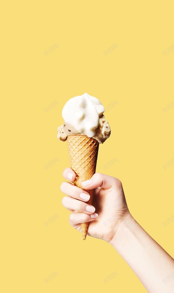 融化的冰淇淋蛋筒海报背景jpg设计背景_88icon https://88icon.com 冰淇淋 海报 背景 融化