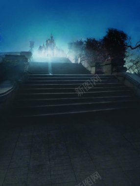 摄影创意蓝色的光效城堡摄影图片