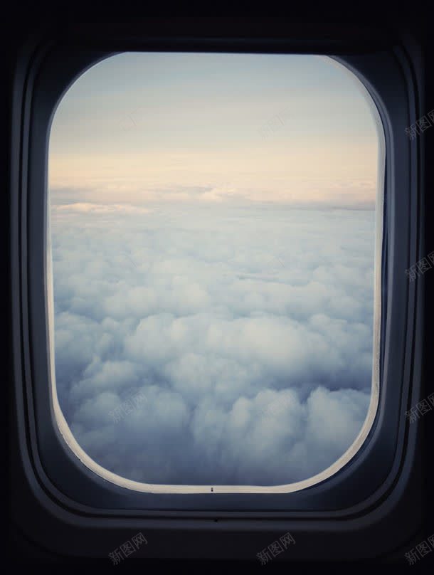 透过飞机的窗户看外面的白云jpg设计背景_88icon https://88icon.com 其它类别 图片素材 天空 白云 窗户 背景花边 自然风光 透过飞机的窗户看外面的白云图片 透过飞机的窗户看外面的白云图片素材下载 飞机