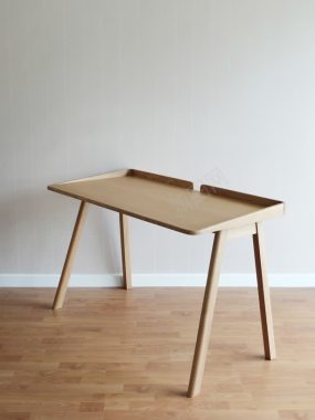 家具室内木质桌子摄影合成效果摄影图片