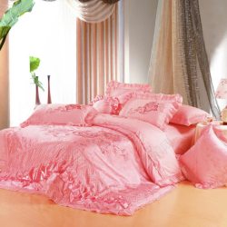 可爱荷叶边四件套可爱粉红色床上四件套图高清图片