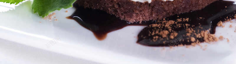 白色简约甜品海报背景jpg设计背景_88icon https://88icon.com 巧克力 慕斯蛋糕 水果 水果生日蛋糕素材图片素材 水果素材 水果蛋糕 生日 生日蛋糕 芝士蛋糕