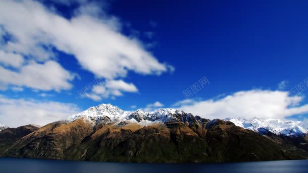 蓝天白云下的雪山湖泊jpg设计背景_88icon https://88icon.com 湖泊 白云 蓝天 雪山