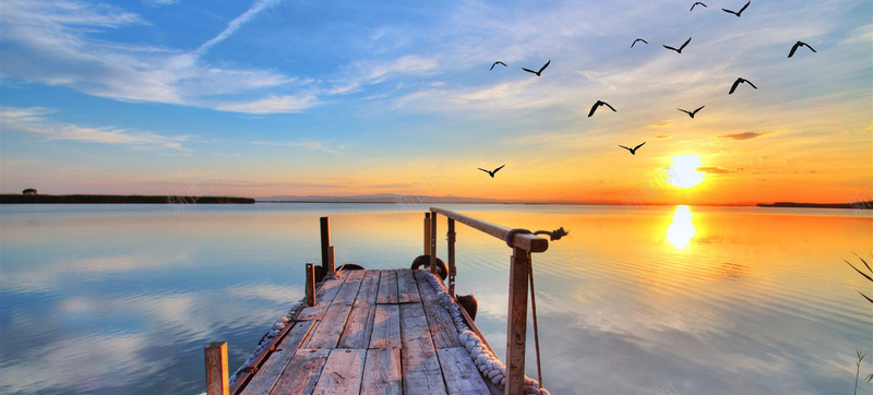 唯美大海夕阳沙滩摄影风景海报背景图摄影图片