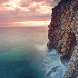 大海悬崖高山日落海边的悬崖高清图片