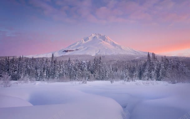 冬日雪山景观摄影摄影图片