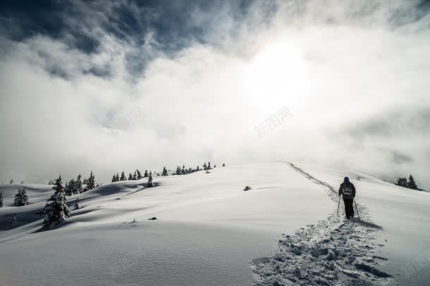 雪山滑雪海报背景jpg设计背景_88icon https://88icon.com 海报 滑雪 背景 雪山
