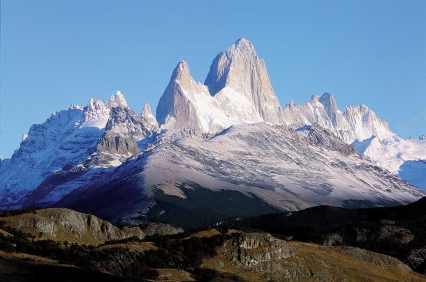 蓝天白云雪山草地jpg设计背景_88icon https://88icon.com 白云 草地 蓝天 雪山