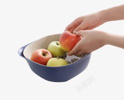 洗菜沥水篮洗苹果场景高清图片