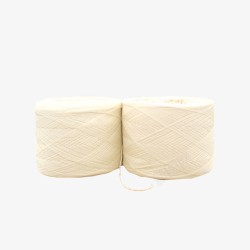 棉线实物白色棉纱线筒高清图片
