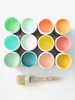 彩色油漆桶彩色油漆桶高清图片