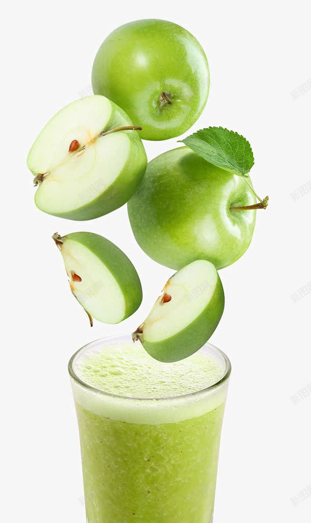 玻璃杯上的青苹果png免抠素材_88icon https://88icon.com 切开的苹果 水果实物 水果汁 玻璃杯 苹果
