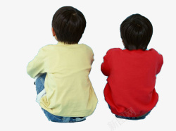 坐着的男孩坐在地上的两个小男孩背影高清图片