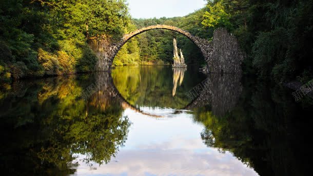 山水秀丽壁纸背景