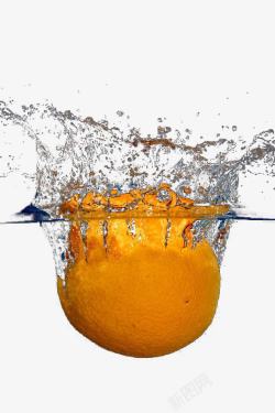 掉进水里的橙子素材
