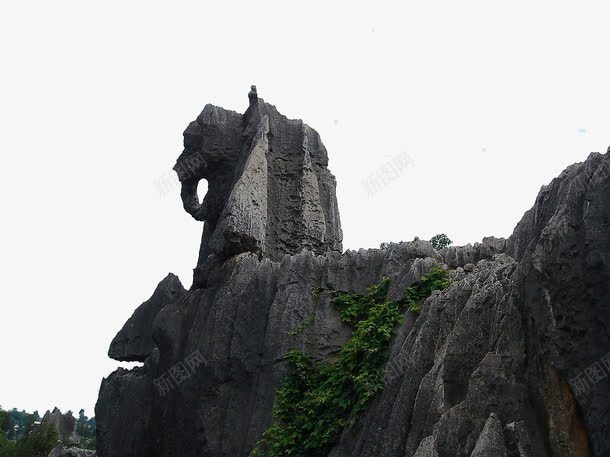 象鼻山自然景观png免抠素材_88icon https://88icon.com 云彩 天空 山水 山水风景 摄影 桂林 海 海洋 海滩 自然景观 蓝天 象鼻山