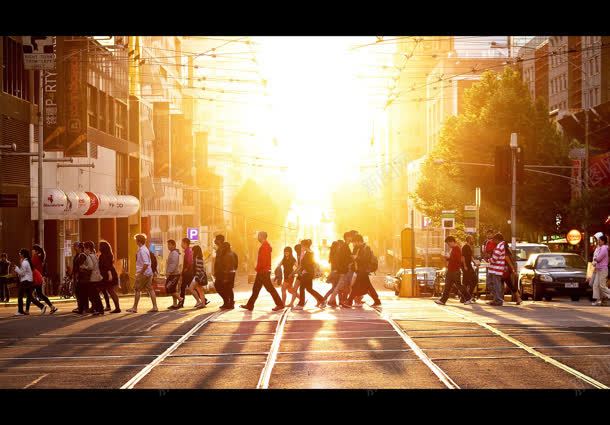 繁华都市行人过马路黄色太阳光光效jpg设计背景_88icon https://88icon.com 光光 太阳 繁华 行人 路上行人 都市 马路 黄色