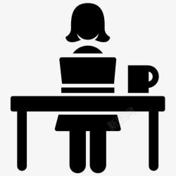 操作电脑的黑客操作电脑的女人图标高清图片