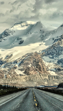 大气雪山公路H5背景摄影图片