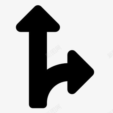 路口直走和右转弯标志图标图标