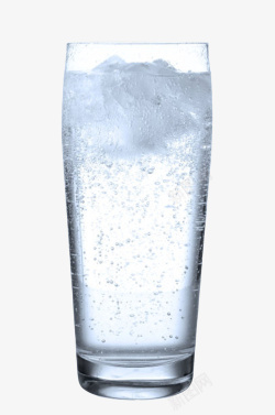 冰块免费PNG玻璃杯里的带气泡的苏打气泡水实高清图片