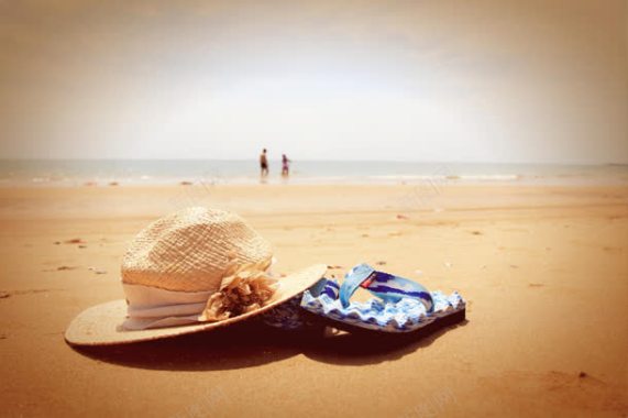 沙滩上的鞋帽海报背景背景